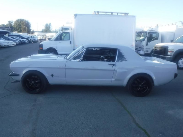 1966 Ford Mustang 2 Door Coupe Wide Body in Cars & Trucks in Richmond - Image 2