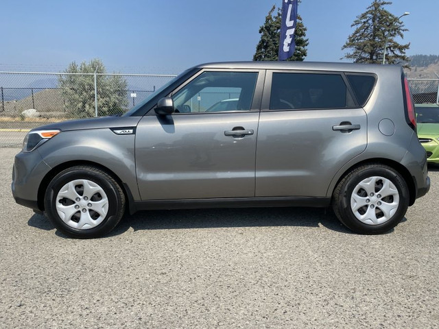 2016 KIA SOUL in Cars & Trucks in Kelowna - Image 4