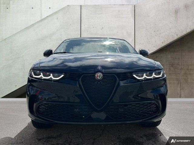 2024 Alfa Romeo Tonale Veloce in Cars & Trucks in Tricities/Pitt/Maple - Image 2