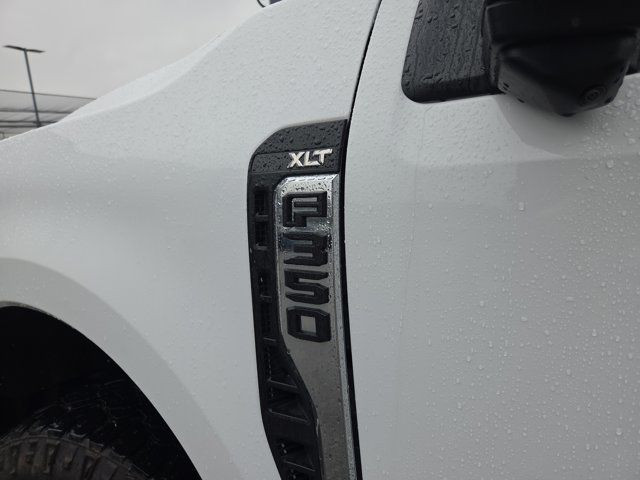 2023 Ford Super Duty F-350 SRW XLT | 7.3L | CREW CAB | LONG BOX in Cars & Trucks in Calgary - Image 2