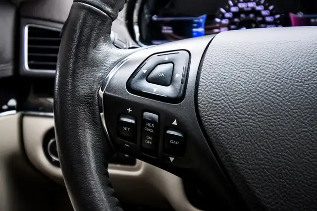 2014 Lincoln MKT ECOBOOST in Cars & Trucks in Ottawa - Image 20