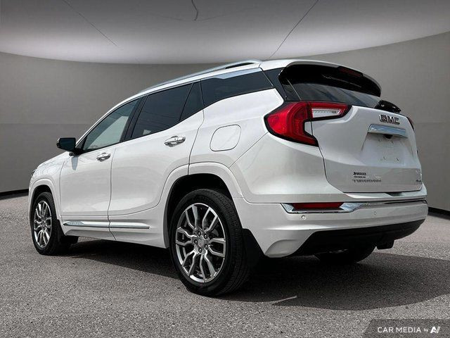 2024 GMC Terrain Denali | Apple Carplay | Heated Seats in Cars & Trucks in Saskatoon - Image 4
