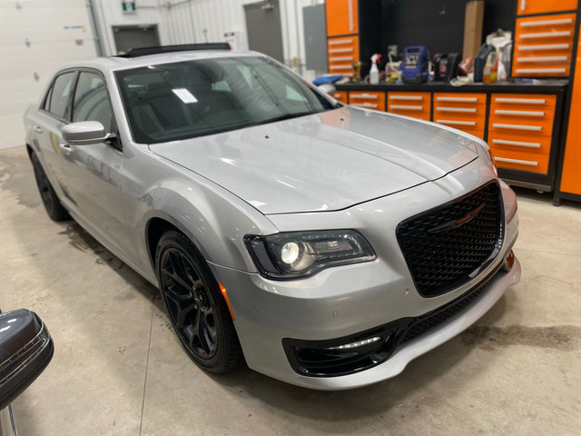 CLEAN TITLE, SAFETIED, 2022 Chrysler 300S in Cars & Trucks in Winnipeg - Image 4