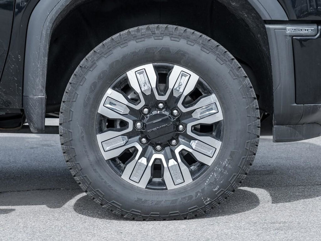 2024 GMC Sierra 2500HD Denali in Cars & Trucks in Mississauga / Peel Region - Image 4