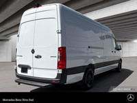 Mercedes-Benz Rive-Sud, la destination Mercedes-Benz par excellence. Bienvenue en première classe. D... (image 4)