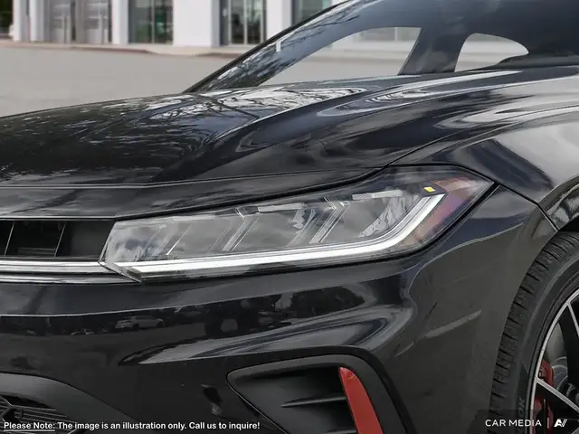 2025 Volkswagen Jetta GLI Autobahn Turbocharged Power Meets Bold dans Autos et camions dans Medicine Hat - Image 10