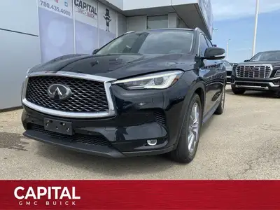 CLEAN CARFAX, Heated Front Seats, Back up Camera, Dual Screen Display, PANORAMIC SUNROOF, Power Tail...