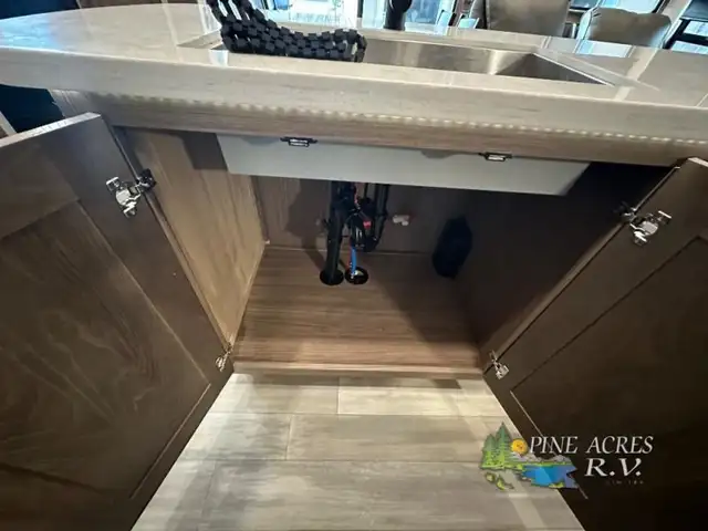 2023 Alliance RV Paradigm 370FB in Travel Trailers & Campers in Truro - Image 35