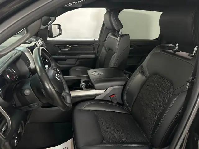 2022 RAM 1500 Sport SPORT/4WD/CREW/22" WHEELS/BLACK/OFF 1 OWN... in Cars & Trucks in Belleville - Image 11