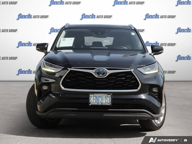 2021 Toyota Highlander Hybrid Limited HYBRID | SEATS UP TO 8... in Cars & Trucks in London - Image 3