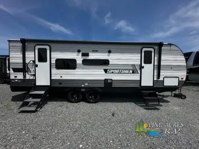 KZ Sportsmen SE travel trailer 251RSSSE highlights: 70in.in. Rear Sofa Exterior Trunk Door Microwave...