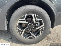 APPLE CAR PLAY ANDROID AUTO REARVIEW CAMERA ALLOY WHEELS HEATED SEATS Fully serviced and recondition... (image 5)