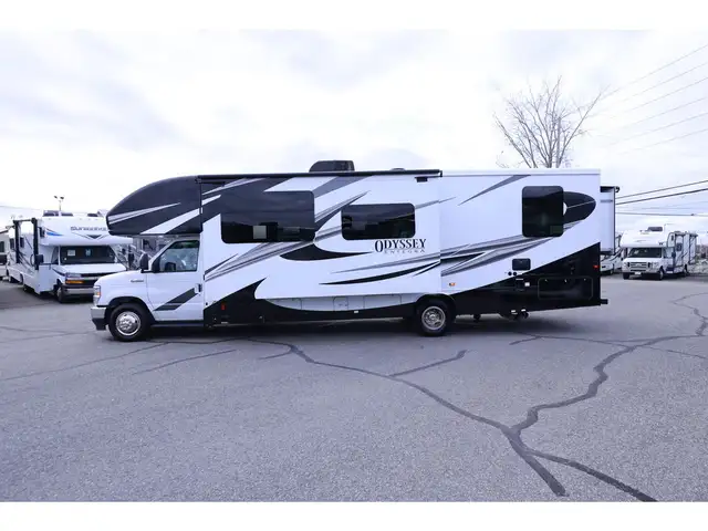2023 Entegra Coach Odyssey 30Z 2 extensions Classe C avec coin f in RVs & Motorhomes in Laval / North Shore - Image 28