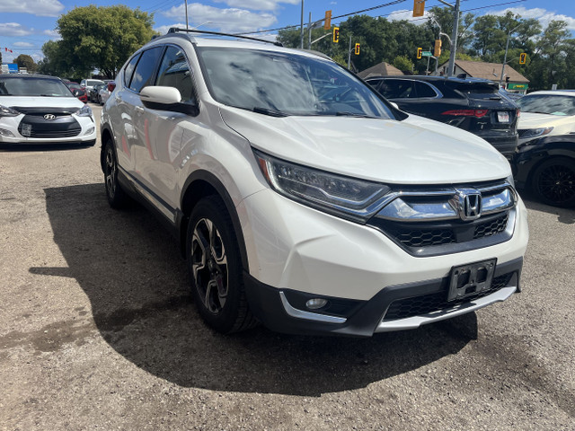 2018 Honda CR-V Touring in Cars & Trucks in Kitchener / Waterloo - Image 3