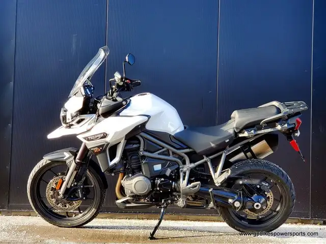 2017 Triumph Tiger Explorer XRX Crystal White in Street, Cruisers & Choppers in Oshawa / Durham Region - Image 6