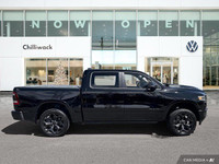 Only 12,000 Miles! This Ram 1500 delivers a Gas/Electric V-8 5.7 L/345 engine powering this Automati... (image 5)