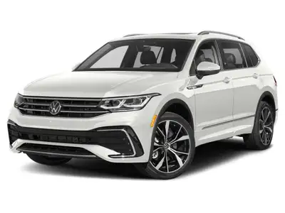 CARGET AUTOMOTIVE is thrilled to offer this 2022 Volkswagen Tiguan Highline R-Line, a premium compac...