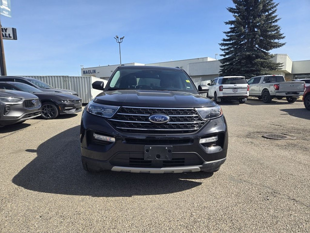  2022 Ford Explorer XLT | HEATED LEATHER | TWIN PANEL ROOF | PIL in Cars & Trucks in Calgary - Image 2