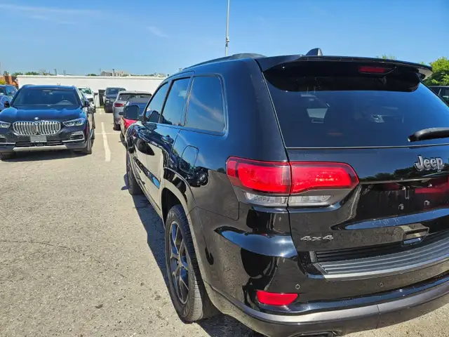 2020 Jeep Grand Cherokee Limited dans Autos et camions dans London - Image 9
