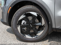 Straightline Kia Packagae: Block Heater, Wheel Locks, $3,000 Security Etch, 1st Oil Change, Professi... (image 7)
