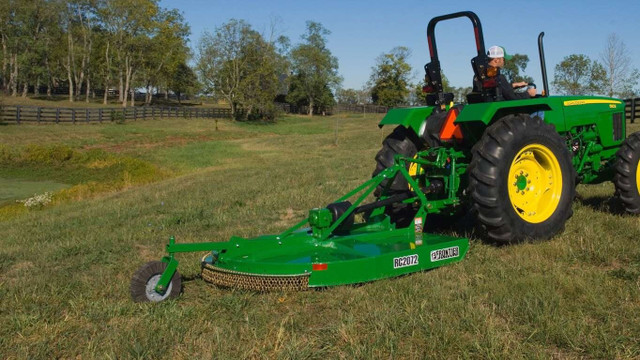 John Deere RC2048 Rotary Cutter in Farming Equipment in Barrie - Image 2