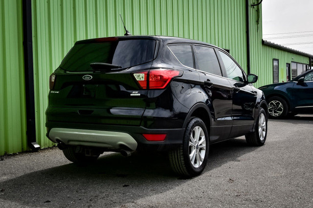 2019 Ford Escape SE FWD • HEATED SEATS • CP/AA • REMOTE START in Cars & Trucks in Kingston - Image 3