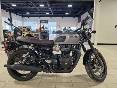BONNEVILLE T120 BLACKAltogether meaner and moodier. With all the capability of the T120, the Bonnevi...