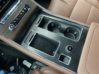Born from the boundless allure of flight, the 2025 Lincoln Aviator uses intentional horizontal lines... (image 9)