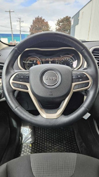 2017 JEEP CHEROKEE NORTH 3.2L V6 4x4 Financement Bancaire 1e 2e 3e chance Disponible —- FINANCEMENT... (image 9)