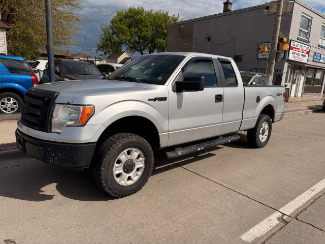 2011 Ford F-150 XLT in Cars & Trucks in Hamilton - Image 4