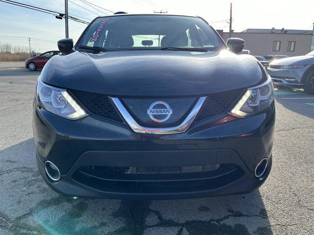 2018 Nissan Qashqai SV AWD Toit ouvrant Volant bancs chauffants  in Cars & Trucks in Longueuil / South Shore - Image 2