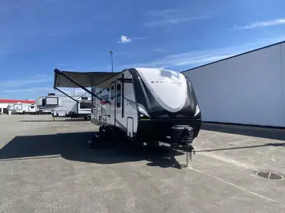 EAST TO WEST Alta travel trailer 2210MBH highlights: Double-Size Bunks Bike Storage Queen Murphy Bed...