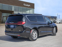*18 inch Aluminum Wheels, Black Seats, Leather, Heated Seats, Apple CarPlay, Android Auto! * The ups... (image 5)