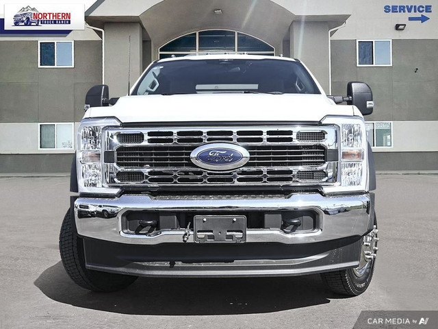 2023 Ford F-550 Chassis XLT F550 Extended Cab 4x4 Flat Bed Tr... in Cars & Trucks in Edmonton - Image 2