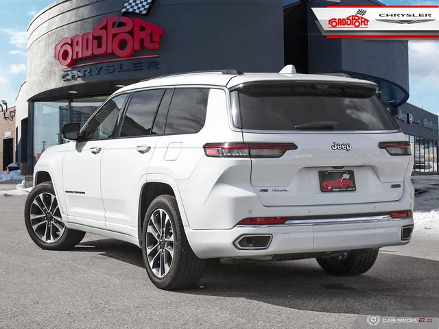  2021 Jeep Grand Cherokee L Overland in Cars & Trucks in City of Toronto - Image 4