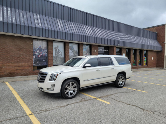 2015 Cadillac Escalade ESV PREMIUM 4WD!!! NAVI/CAMERA/HEADSUP/DV in Cars & Trucks in City of Toronto