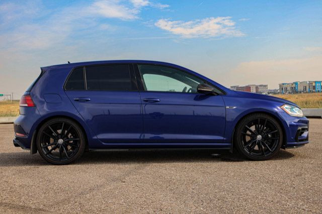 2019 Volkswagen Golf R ALL WHEEL DRIVE in Cars & Trucks in Strathcona County - Image 4