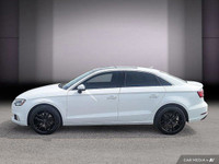L'Audi A3 2.0T Progressiv AWD 2018 se distingue comme une berline compacte premium alliant performan... (image 3)