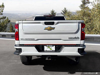 Unleash the power of the 2023 Chevrolet Silverado 3500HD High Country Crew Cab. This heavy-duty truc... (image 4)