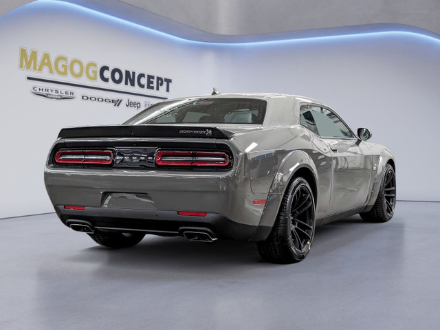 2023 Dodge Challenger in Cars & Trucks in Sherbrooke - Image 4