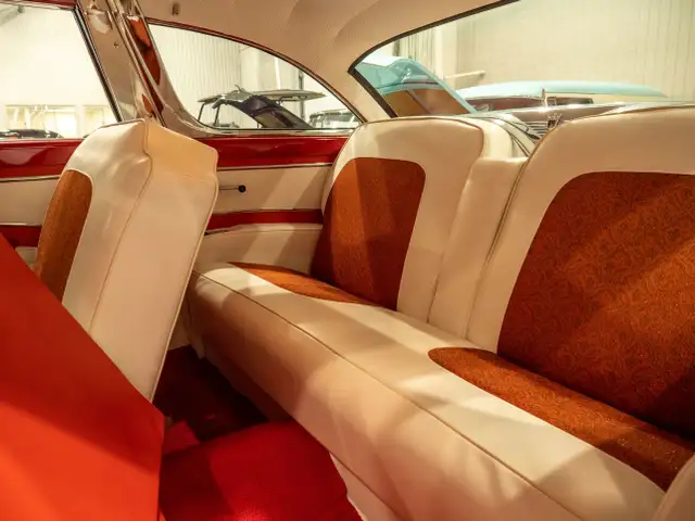 1956 Ford Crown Victoria in Classic Cars in London - Image 16