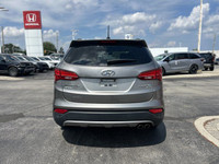 Command attention in this sleek 2015 Hyundai Santa Fe Sport Limited, boasting a luxurious Titanium S... (image 5)