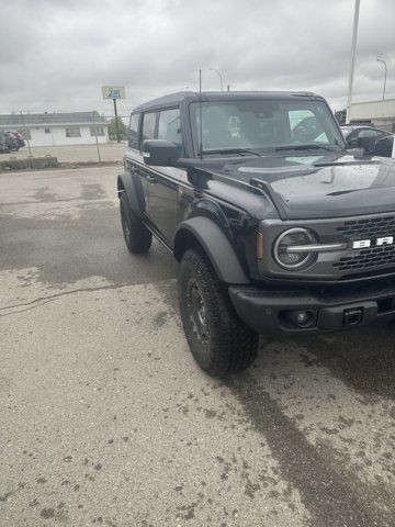 2025 Ford Bronco BADLANDS - 2.7 ECOBOOST SASQUATCH PKG in Cars & Trucks in Calgary - Image 3