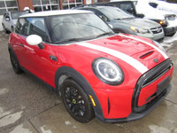 FULL EV. AUTOMATIC. FINISHED IN RED WITH BLACK LEATHER INTERIOR. ALLOY WHEELS, NAVIGATION, BACK UP C... (image 4)