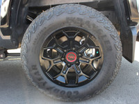 // ACCIDENT FREE!! // // SINGLE OWNER! // FEATURES OF THE Tacoma Hybrid 4x4 Double Cab Auto TRD PRO... (image 8)