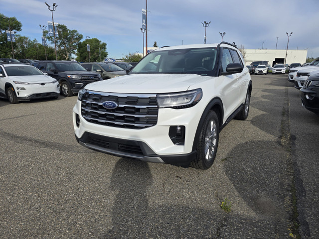 2025 Ford Explorer ACTIVE | COMFORT PKG | PANO ROOF | REMOTE STA in Cars & Trucks in Calgary - Image 3