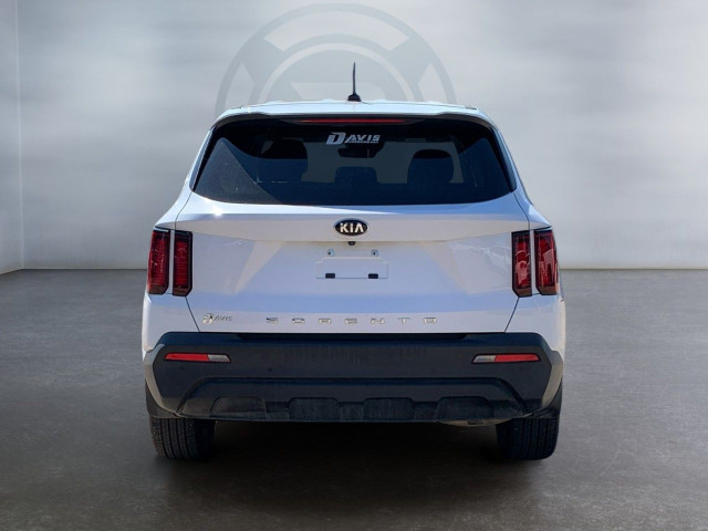 2021 Kia Sorento in Cars & Trucks in Medicine Hat - Image 4