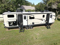 2020 FOREST RIVER ROCKWOOD ULTRA LIGHT 2911BS: $276 BW!