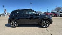 This Hyundai Venue is equipped with: Premium Cloth Trim, Power moonroof, Heated front seats, Navigat... (image 3)