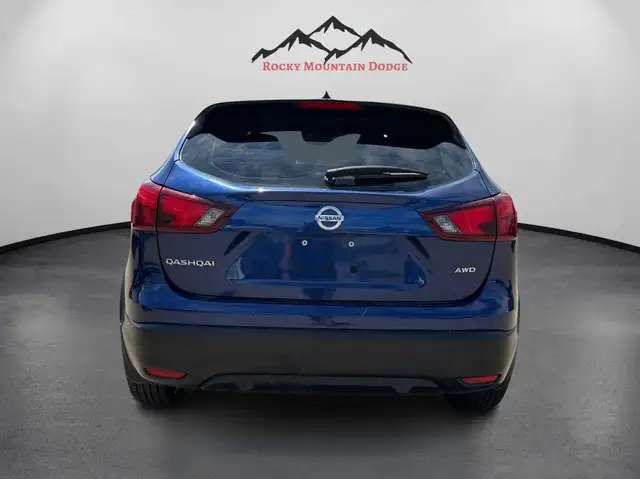 VERY LOW MILAGE 2019 NISSAN QASHQAI S ALL WHEEL DRIVE in Cars & Trucks in Red Deer - Image 5